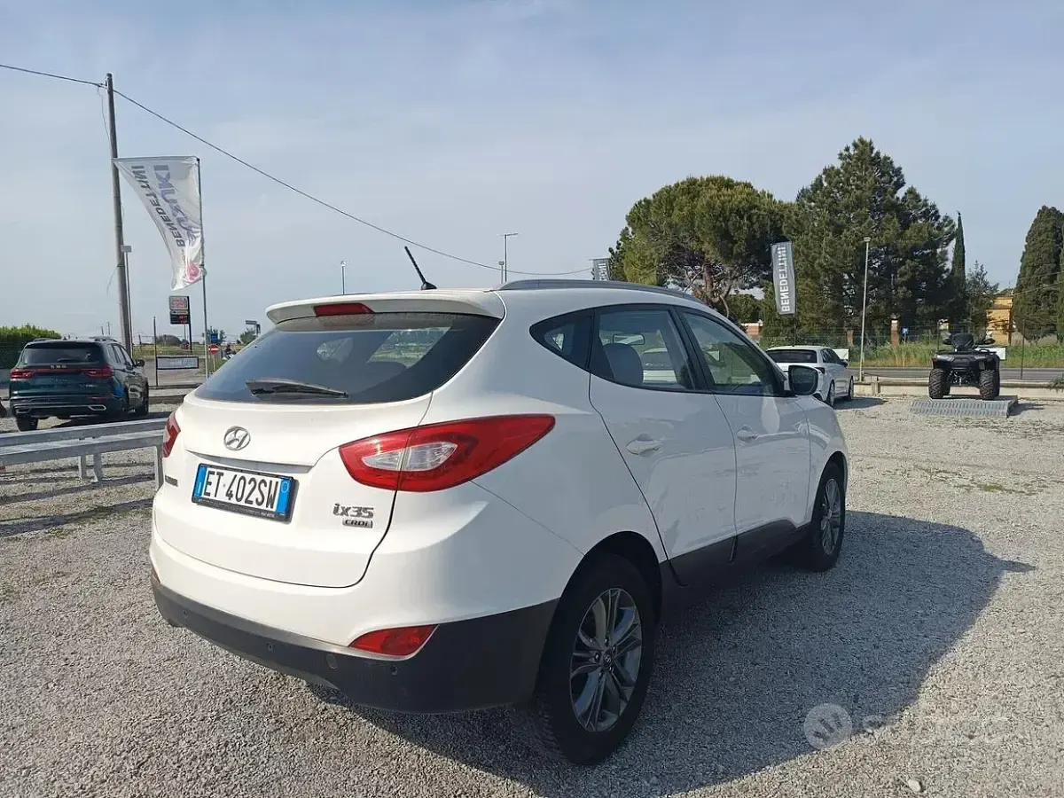 Usata Hyundai ix35 Xpossible 115 CV (84 kW) 2014 Bianco SUV