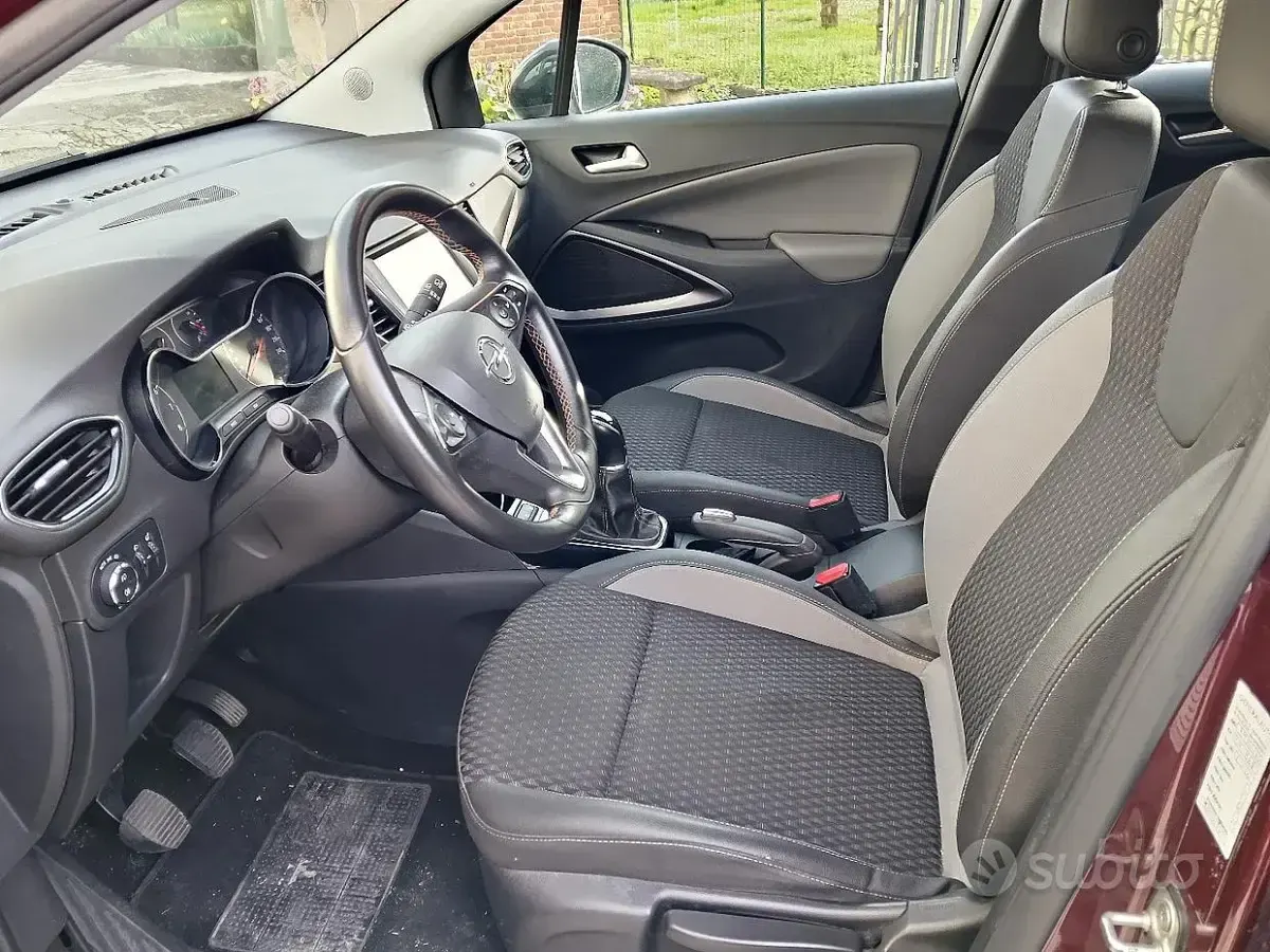 Usata Opel Crossland 81 CV (59 kW) 2018 SUV