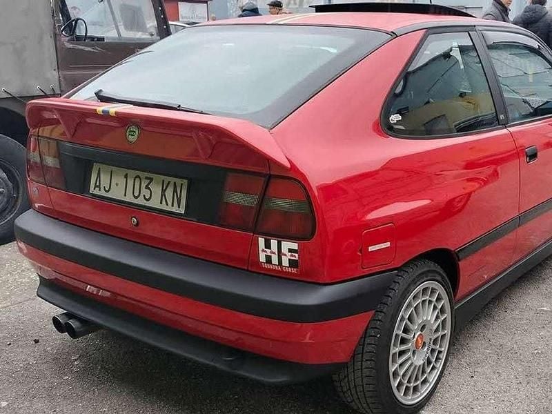 Usata Lancia Delta 186 CV (136 kW) 1995 Utilitaria