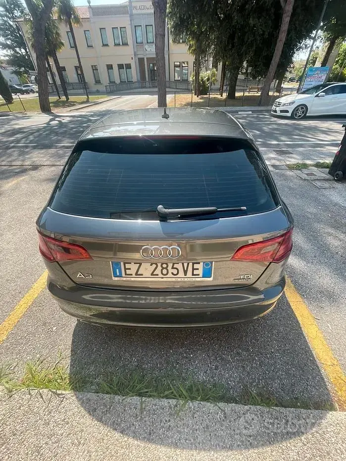 Usata Audi A3 Ambition 184 CV (135 kW) 2015 Grigio Berlina