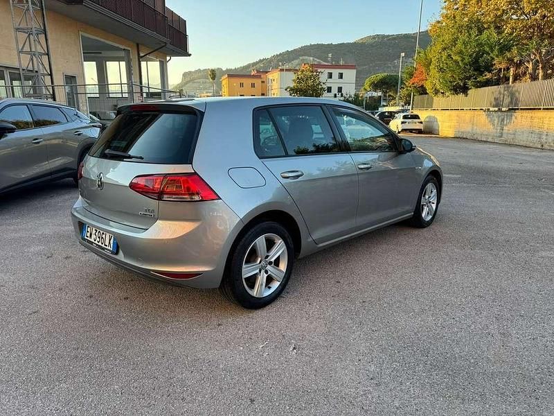 Usata VW Golf VII Highline 110 CV (80 kW) 2014 Grigio Berlina