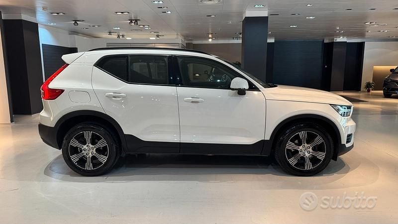 Usata Volvo XC40 140 CV (102 kW) 2021 Bianco SUV