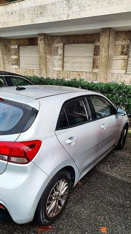 Usata Kia Rio GT-Line 101 CV (74 kW) 2023 Grigio Berlina