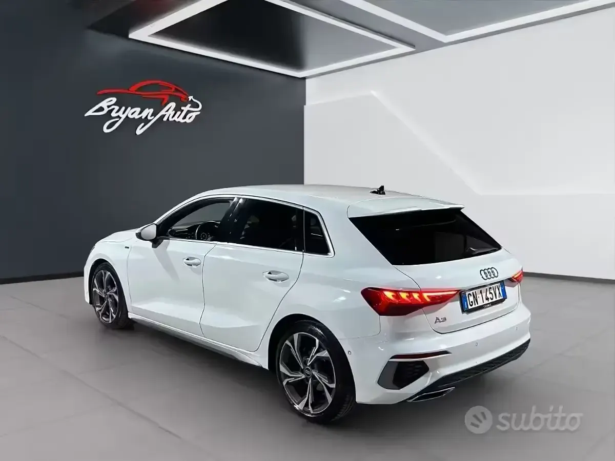 Occasion Audi A3 Ambiente 116 ch (85 kW) 2023 Blanc Berline