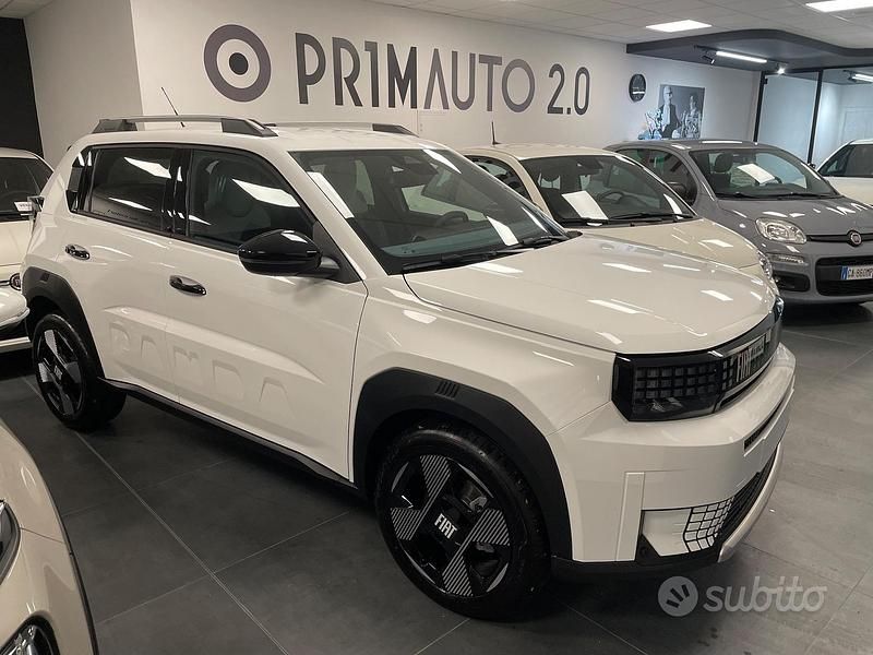 Bianco Nuova 2025 Fiat Grande Panda La Prima Due volumi | 21.850 € (Buon prezzo) - Immagine 1/4