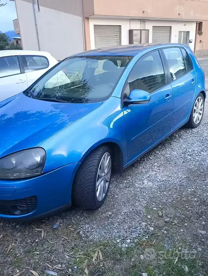 Usata VW Golf V 140 CV (102 kW) 2004 Utilitaria