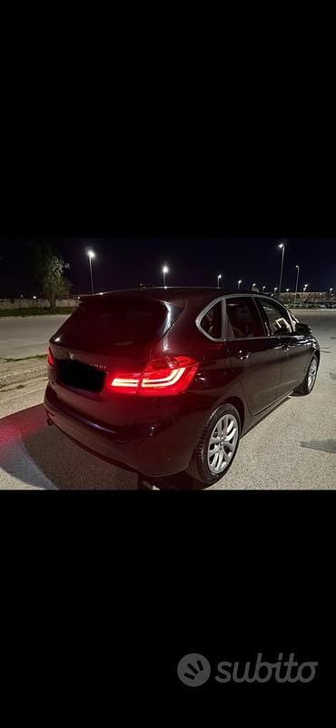 Usata BMW 218 Active Tourer Efficient Dynamics 2015 Marrone Monovolume