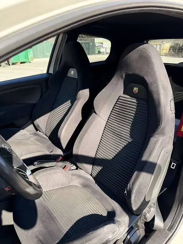 Usata Abarth Grande Punto 155 CV (114 kW) 2007 Bianco Utilitaria