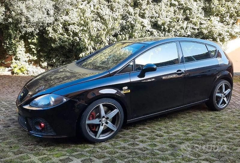 Nero Usata 2007 Cupra Leon Tre volumi | 8800 € (Ottimo prezzo) - Immagine 1/4