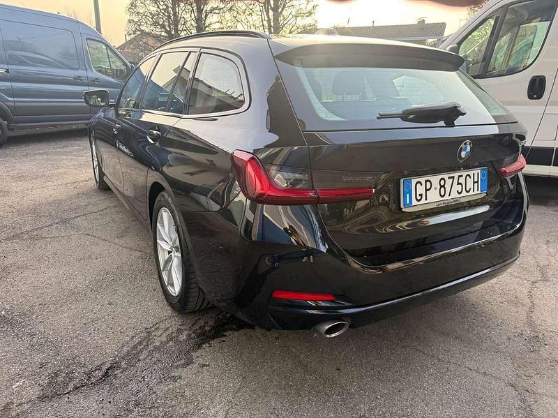 Usata BMW 318 156 CV (114 kW) 2023 Other Station wagon