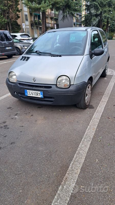 Usata 2003 Renault Twingo Due volumi | 1200 € (Ottimo prezzo) - Immagine 1/4