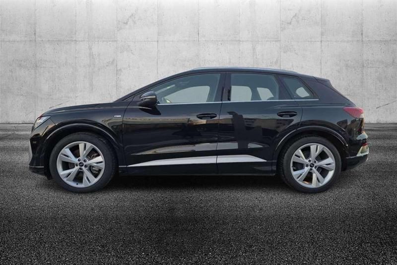 Usata Audi Q4 e-tron S-Line 69 kW (95 CV) 2022 Nero SUV