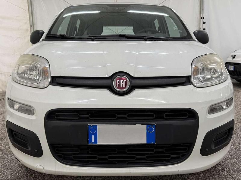 Usata Fiat Panda Lounge 69 CV (50 kW) 2013 Bianco Utilitaria