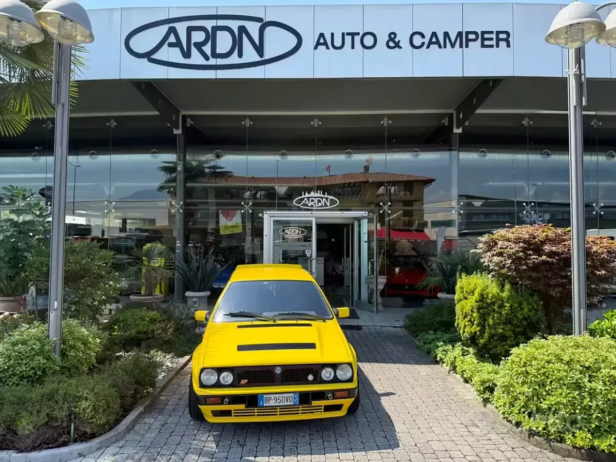 Usata Lancia Delta 196 CV (144 kW) 1991 Utilitaria