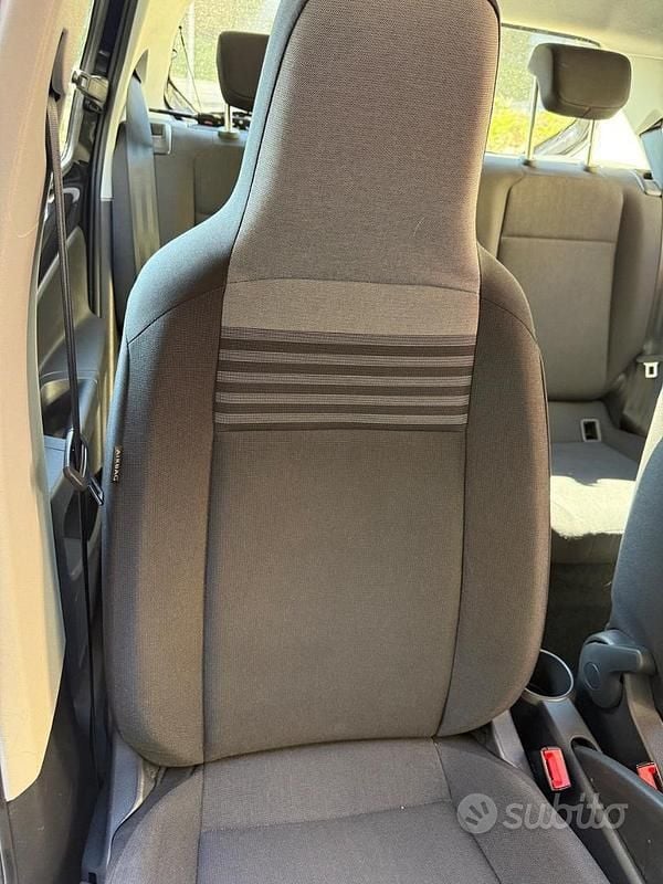 Usata VW up! 60 CV (44 kW) 2022 Nero Utilitaria