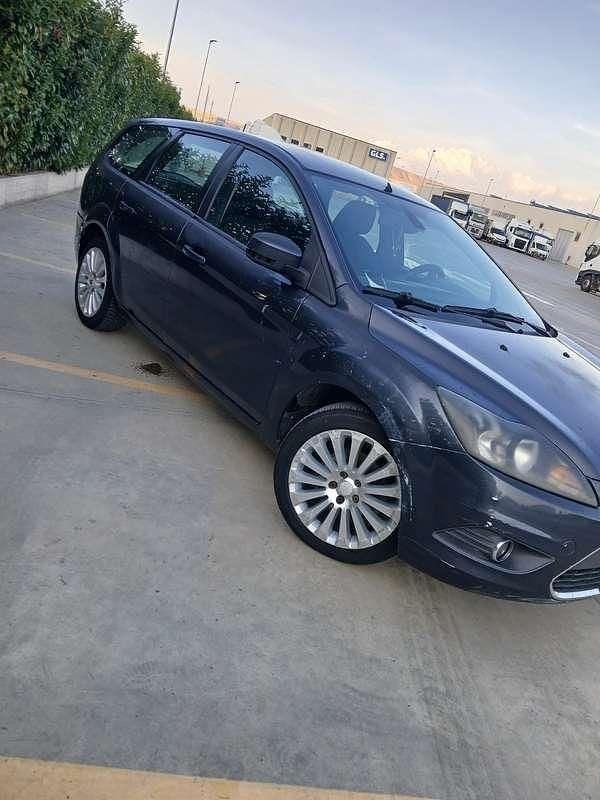 Usata 2008 Ford Focus Style Berlina | 1300 € (Ottimo prezzo) - Immagine 1/4