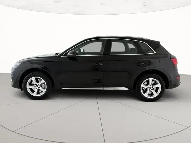 Usata Audi Q5 Advanced 299 CV (219 kW) 2022 Nero brillante SUV