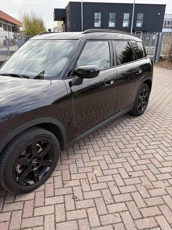 Usata Mini Cooper Countryman Favoured 170 CV (125 kW) 2024 Nero SUV