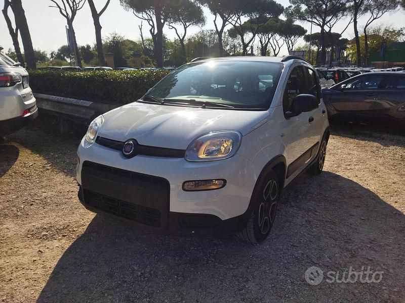 Usata Fiat Panda City Life 70 CV (51 kW) 2022 Bianco Berlina