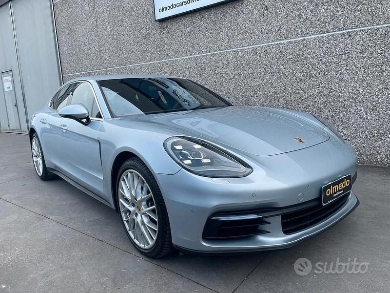 Usata Porsche Panamera Executive 330 CV (242 kW) 2018 Grigio Berlina