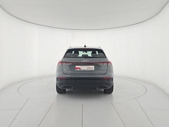 Usata Audi Q4 e-tron Business 150 kW (204 CV) 2022 Grigio SUV
