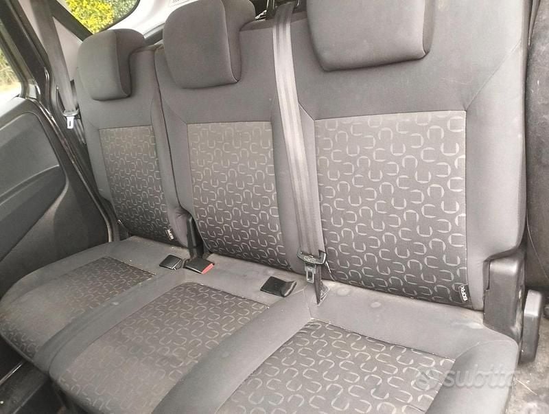 Usata Fiat Doblò 2012 Nero Monovolume