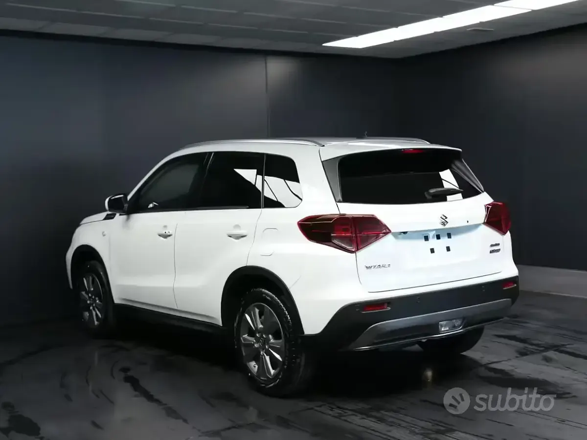 Nuova Suzuki Vitara 110 CV (80 kW) 2026 Bianco SUV