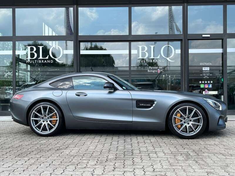 Grigio selenite magno designo Usata 2016 Mercedes AMG GT AMG Coupé | 99.000 € (Cara) - Immagine 1/4
