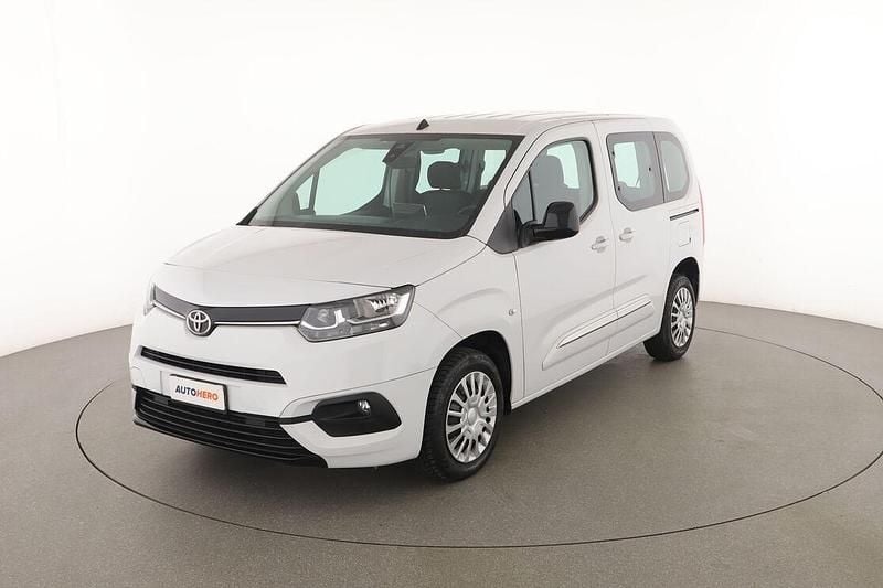 Usata Toyota Proace Verso City 102 CV (75 kW) 2023 Bianco Station wagon