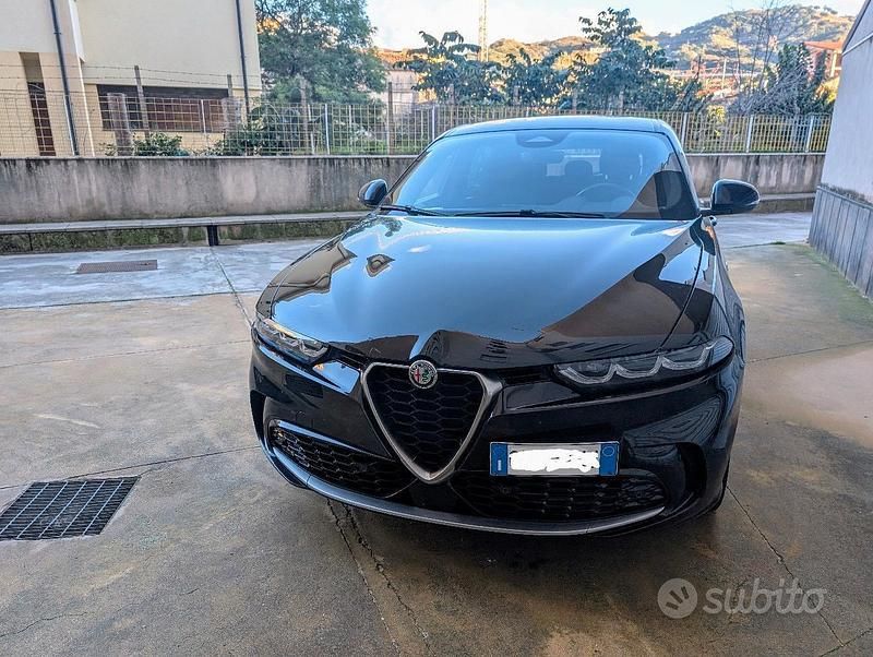 Usata Alfa Romeo Tonale Ti 130 CV (95 kW) 2023 Nero SUV