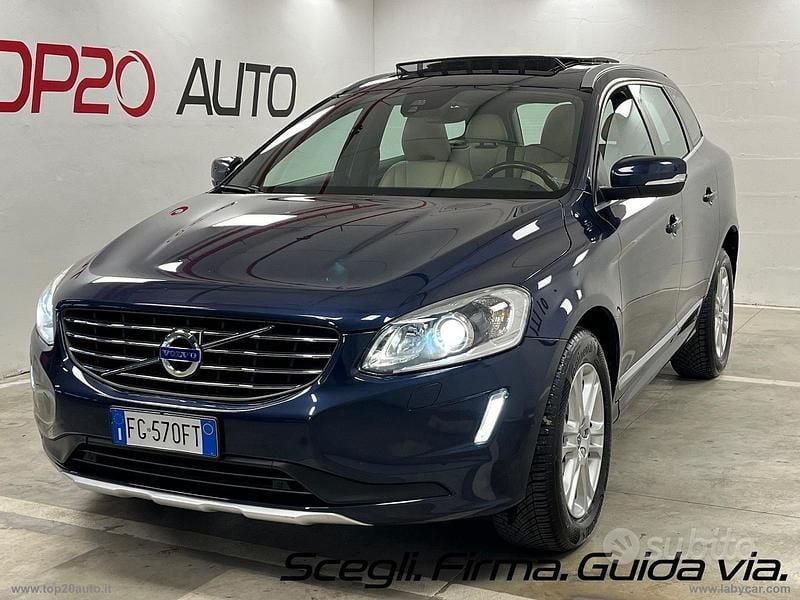 Usata Volvo XC60 Summum 181 CV (133 kW) 2017 Blu/azzurro SUV