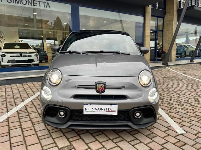 Usata Abarth 595 165 CV (121 kW) 2024 Grigio scuro Utilitaria