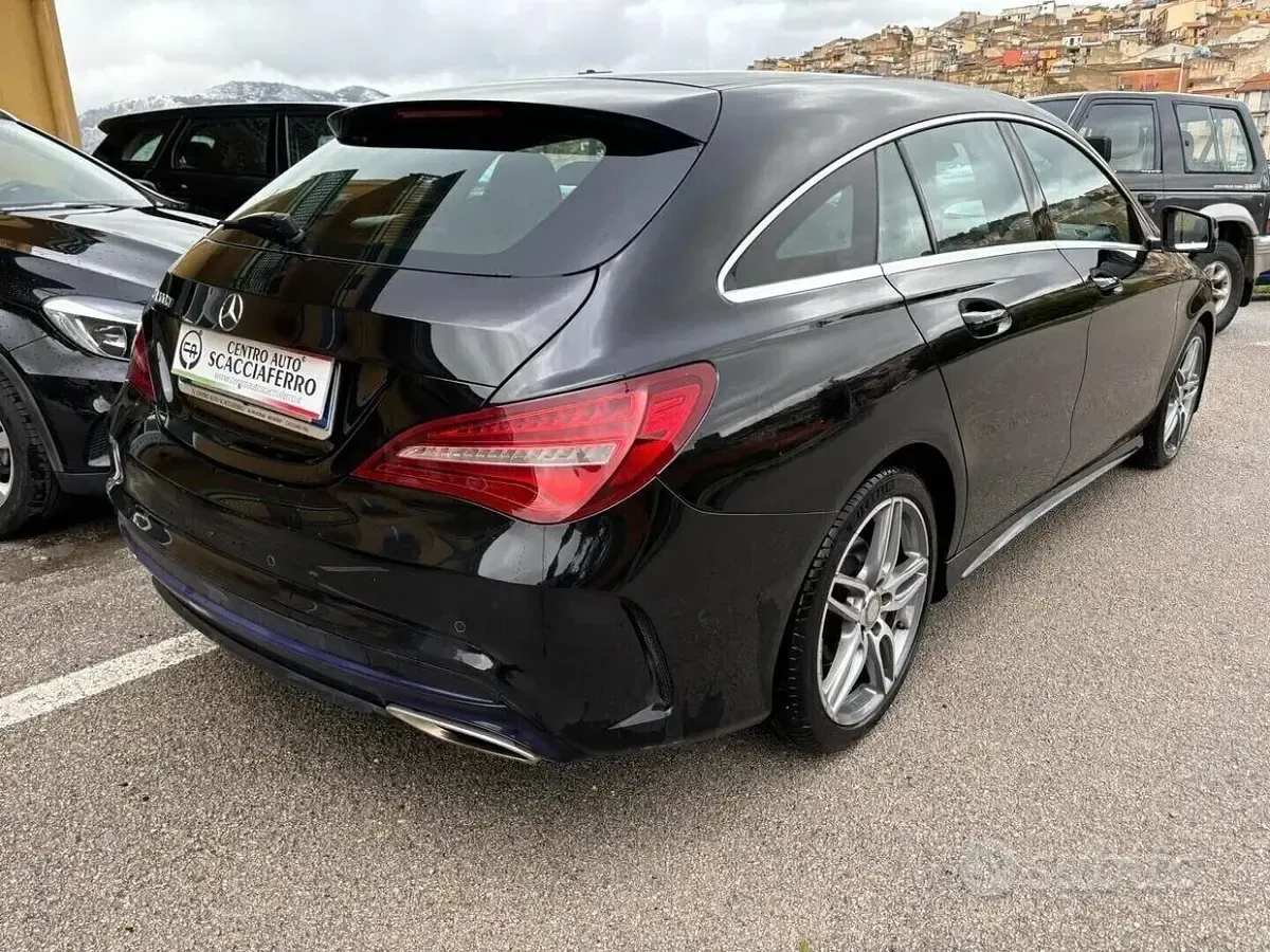 Usata Mercedes CLA220 136 CV (100 kW) 2016 Nero Berlina
