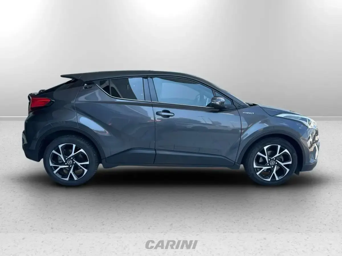 Usata Toyota C-HR Trend 122 CV (89 kW) 2019 Grigio SUV