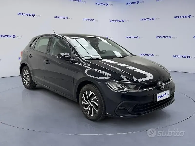 Usata VW Polo Life 95 CV (69 kW) 2025 Nero Utilitaria