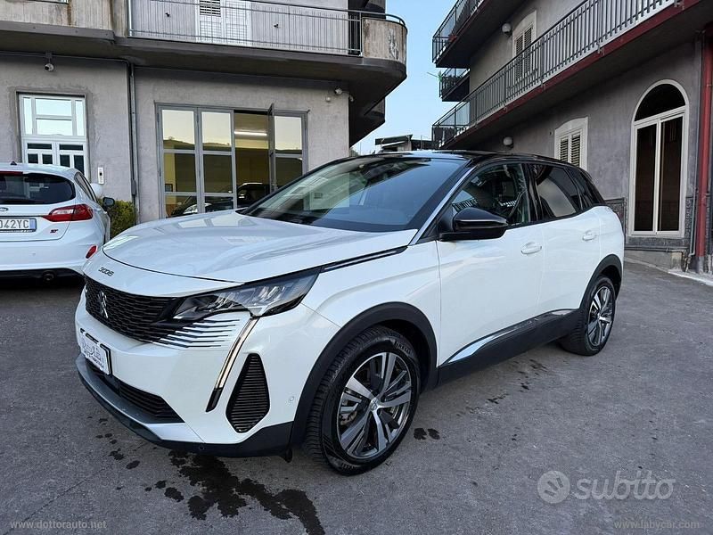 Usata Peugeot 3008 Allure 131 CV (96 kW) 2022 Bianco SUV