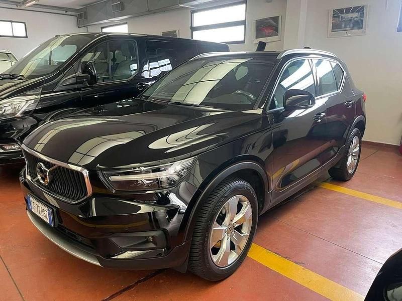 Usata Volvo XC40 Momentum 129 CV (94 kW) 2021 SUV
