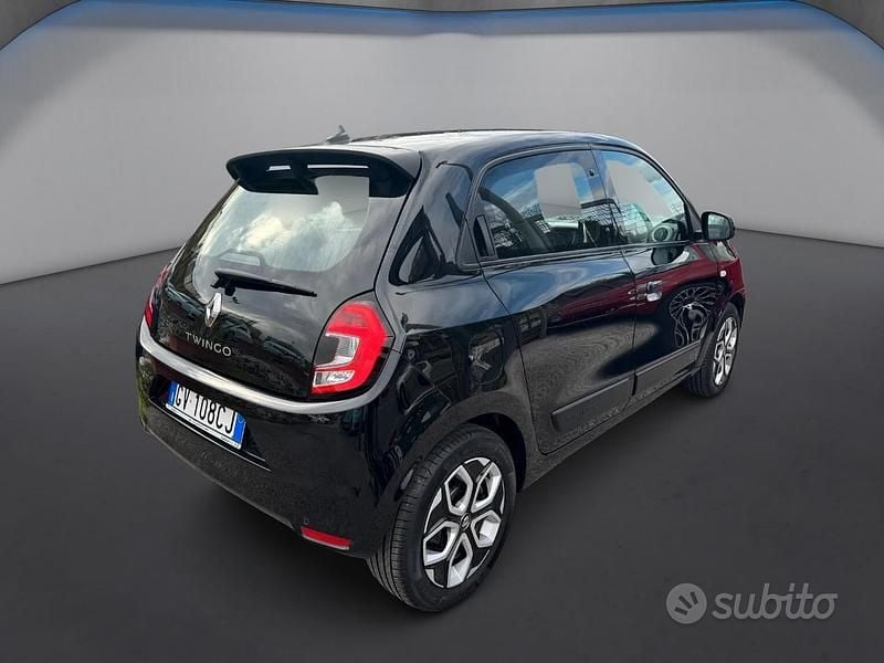 Gebraucht Renault Twingo Equilibre 65 PS (47 kW) 2024 Schwarz Kleinwagen