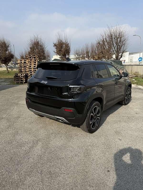 Usata Jeep Avenger Summit 101 CV (74 kW) 2025 SUV