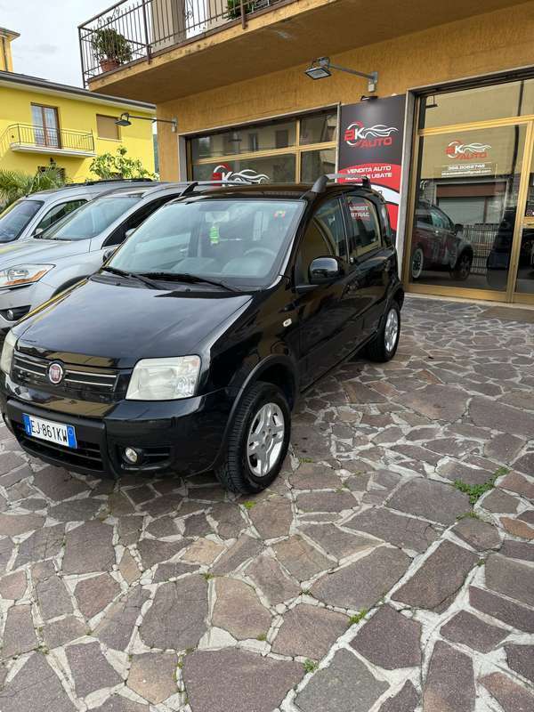 Usato 2011 Fiat Panda 4x4 1.2 Diesel 75 CV (5.500 €)