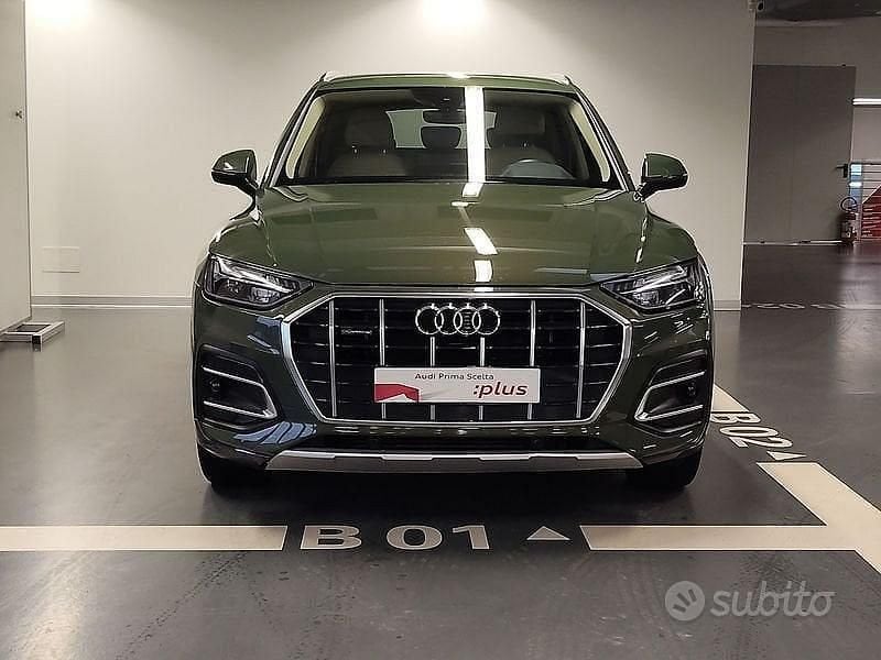 Usata Audi Q5 Advanced 299 CV (219 kW) 2021 Verde district metallizzato SUV