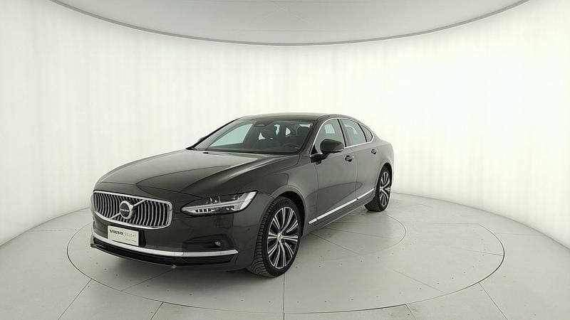 Begagnad Volvo S90 Plus 197 HK (144 kW) 2024 Sedan