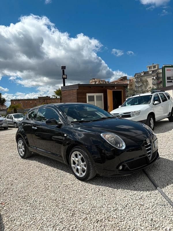 Usata Alfa Romeo MiTo Distinctive 85 CV (62 kW) 2014 Nero Utilitaria