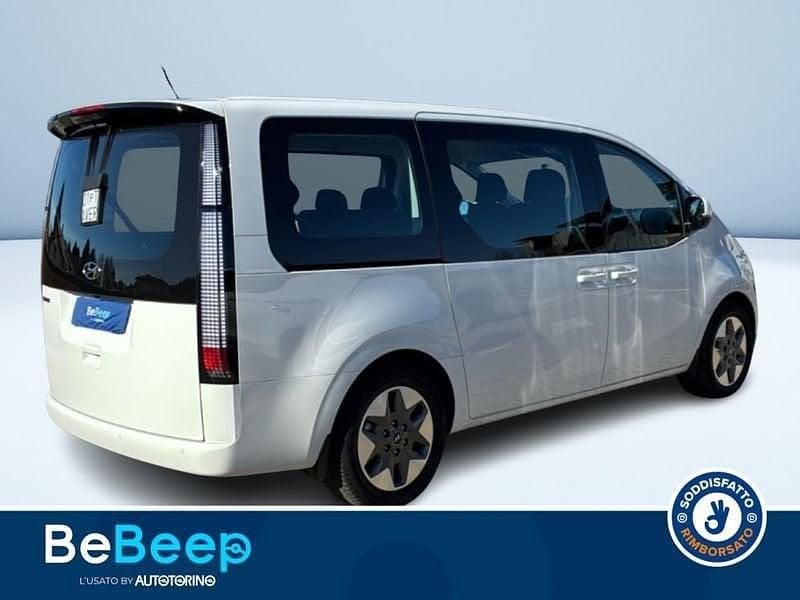 Gebraucht Hyundai Staria 177 PS (130 kW) 2023 Weiß Van / Kleinbus