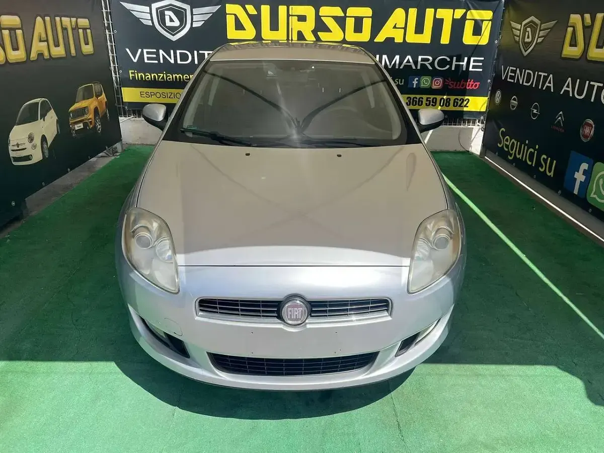 Usata Fiat Bravo Dynamic 90 CV (66 kW) 2008 Metallizzato Utilitaria