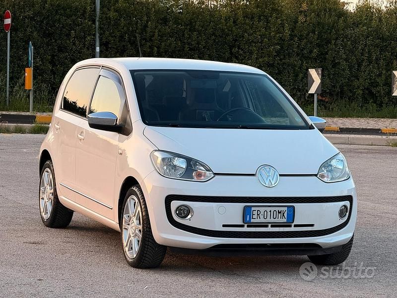 Usata VW up! 67 CV (49 kW) 2013 Bianco Utilitaria