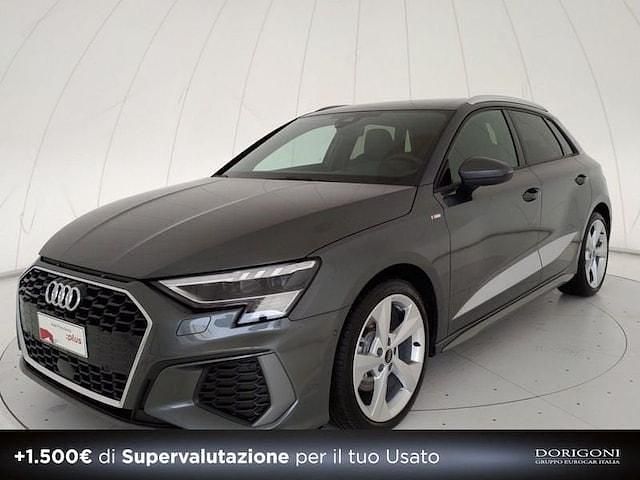 Usata Audi A3 S-Line 200 CV (147 kW) 2022 Grigio daytona perla Berlina