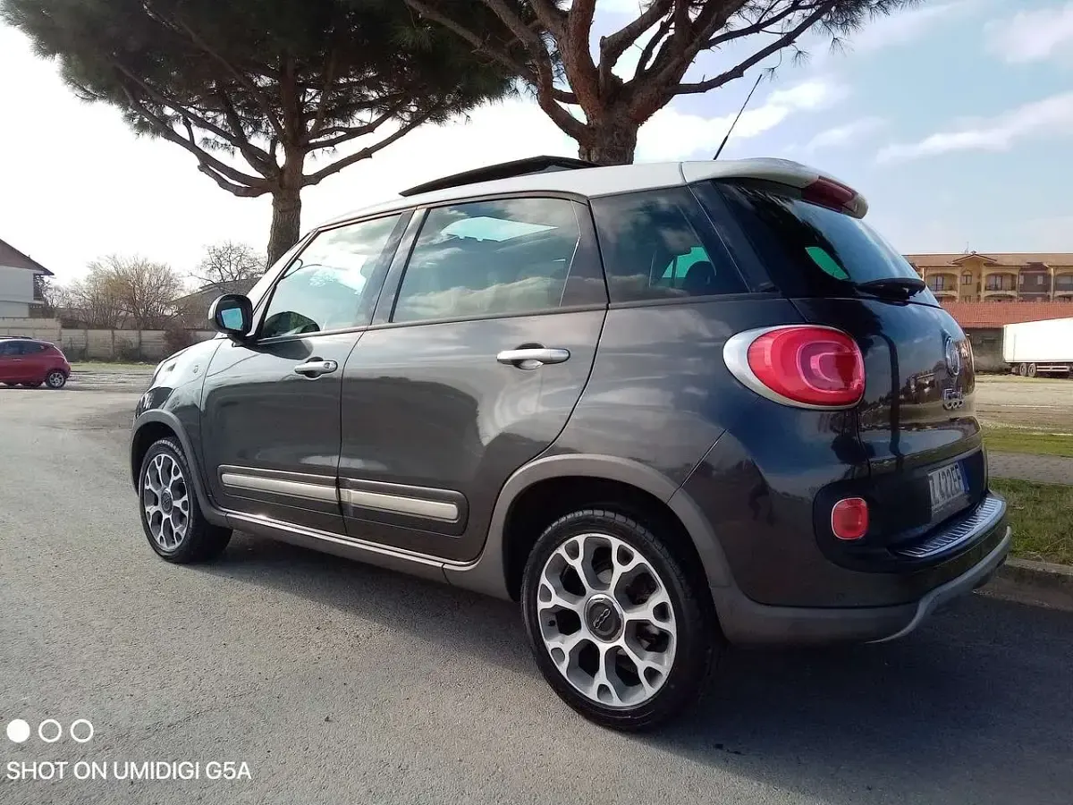 Usata Fiat 500L Trekking 84 CV (61 kW) 2015 Grigio Monovolume