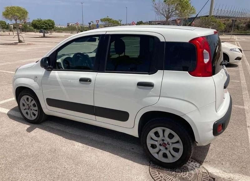 Usata Fiat Panda Easy 80 CV (58 kW) 2015 Utilitaria