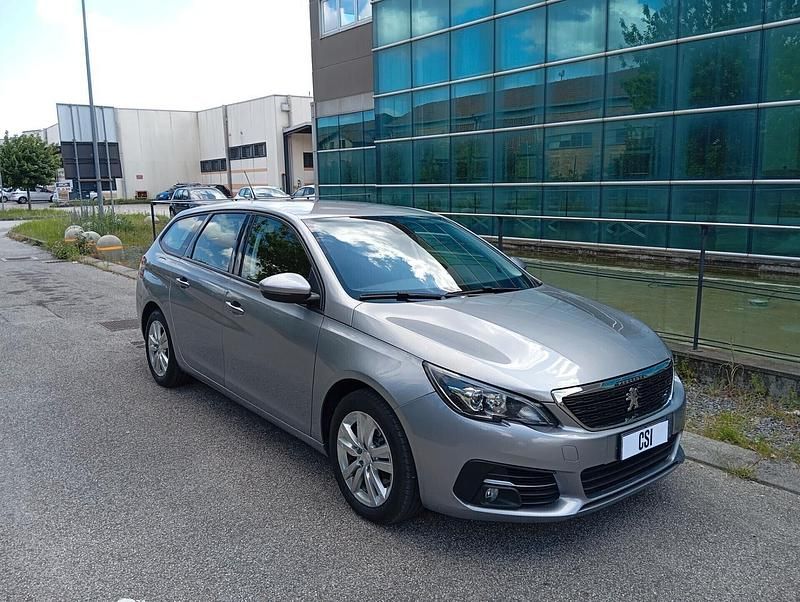 Usata Peugeot 308 S 130 CV (95 kW) 2019 Argento Station wagon